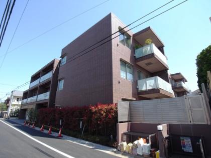 ブランズ中野上ノ原の外観