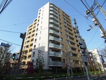 プラウド赤羽の外観