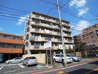 ライオンズマンションお花茶屋の外観