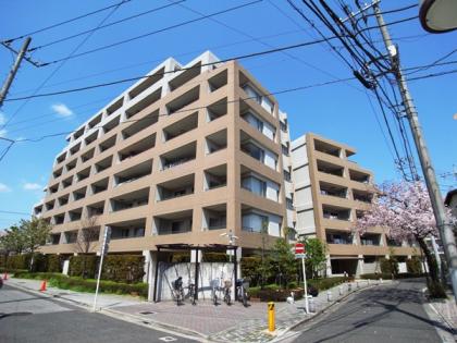 アールヴェール亀有さくら通りの外観