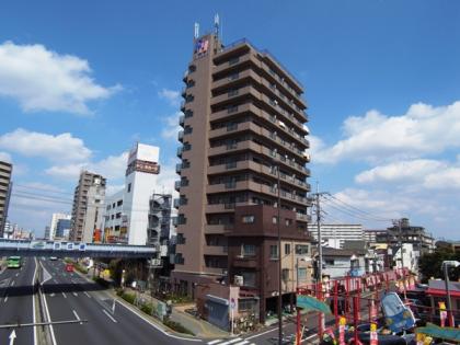 ロイヤルタワーお花茶屋の外観