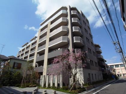 ローレルコートお花茶屋の外観