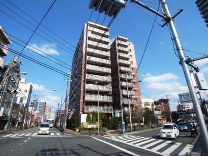ライオンズグローベル渋江公園ビューステージの外観