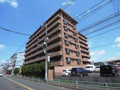 ライオンズガーデンお花茶屋の外観