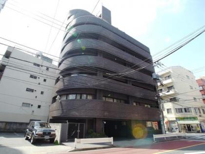 パレドール六義園北の外観