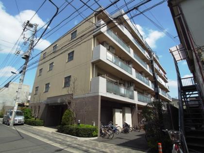 藤和シティホームズ駒込古河庭園の外観