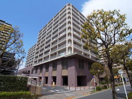 小松川グリーンタウンリバーウエストA館の外観