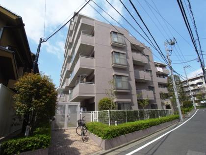 平井ガーデンハウスの外観