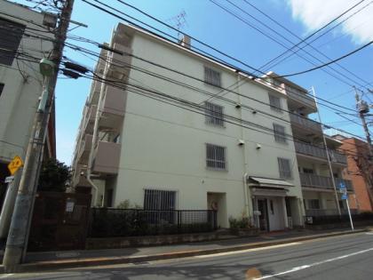 三田西小岩ガーデンの外観