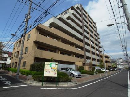 ライオンズガーデン小岩の外観