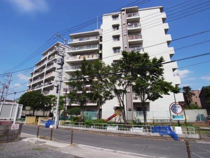 日商岩井竹の塚マンションの外観
