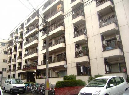 代々木フラワーマンションの外観