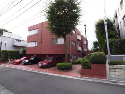 ベルテ代々木の外観