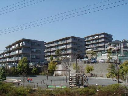 東建ニューハイツ緑園都市の画像1枚目（外観、エントランス、前面の通り等）