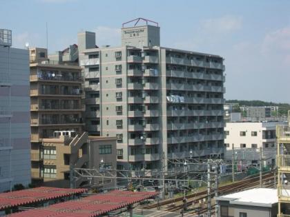 ライオンズステーションプラザ二俣川の画像1枚目（外観、エントランス、前面の通り等）