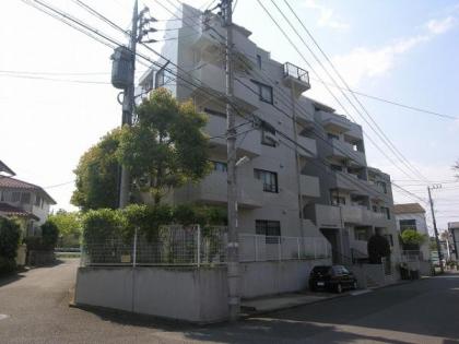 クリオ南万騎が原壱番館の画像1枚目（外観、エントランス、前面の通り等）