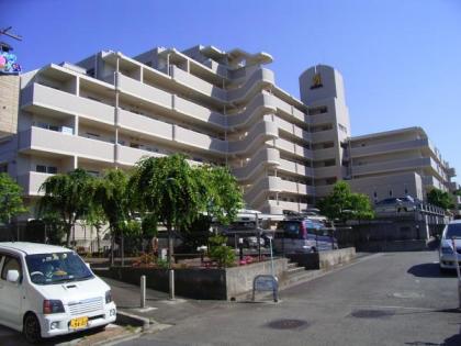 グランコート保土ヶ谷の画像1枚目（外観、エントランス、前面の通り等）