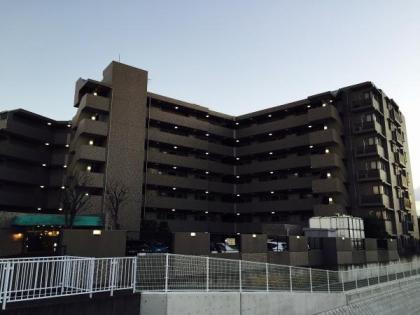 上大岡パークホームズの画像1枚目（外観、エントランス、前面の通り等）