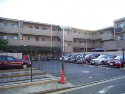 本牧パークホームズの画像1枚目（外観、エントランス、前面の通り等）