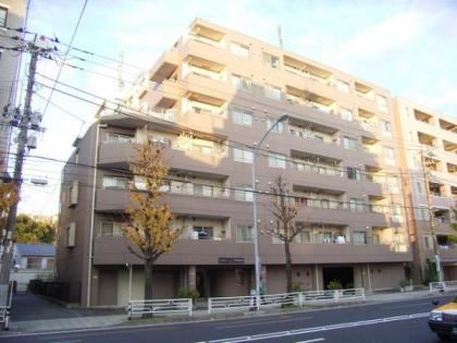 リーベスト本牧の画像1枚目（外観、エントランス、前面の通り等）