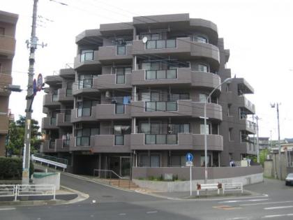 グレイス希望ヶ丘の画像1枚目（外観、エントランス、前面の通り等）