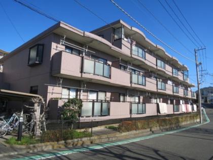 グレイス希望が丘の画像1枚目（外観、エントランス、前面の通り等）