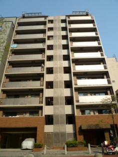 フリーディオ芝公園の画像1枚目（外観、エントランス、前面の通り等）