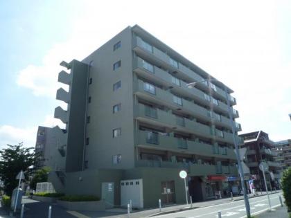 ルピナス瀬谷の画像1枚目（外観、エントランス、前面の通り等）