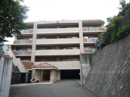 グランシティ横濱鶴ヶ峰の画像1枚目（外観、エントランス、前面の通り等）