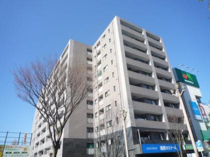 ロイヤルシャトー横濱瀬谷の画像1枚目（外観、エントランス、前面の通り等）