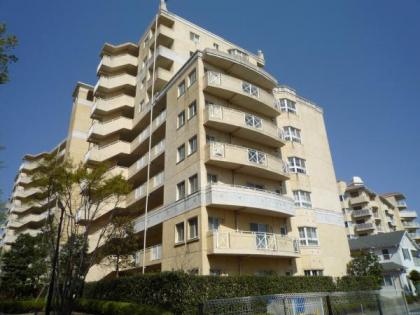 マークスプリングスクラウンフォートメゾンＢの画像1枚目（外観、エントランス、前面の通り等）