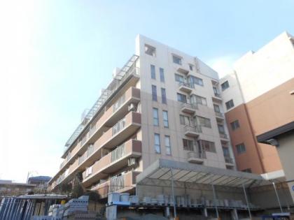 リブゼ四季美台の画像1枚目（外観、エントランス、前面の通り等）