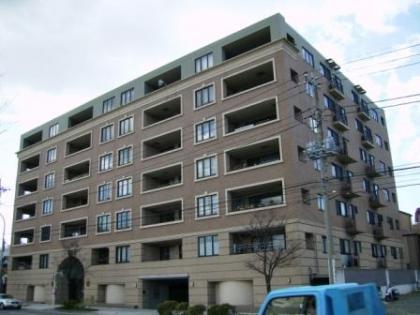 グランテム本牧の画像1枚目（外観、エントランス、前面の通り等）