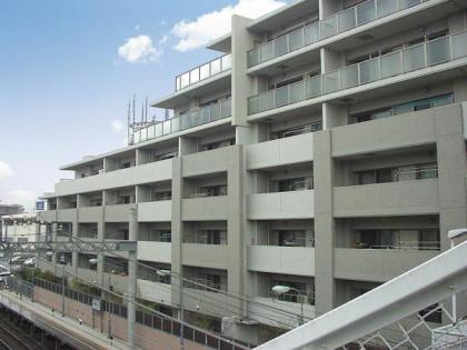 エルステージ希望が丘の画像1枚目（外観、エントランス、前面の通り等）