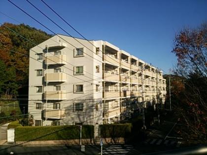 リステージアヴェージュの画像1枚目（外観、エントランス、前面の通り等）