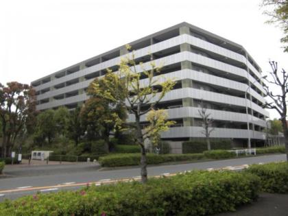 グレーシア緑園都市ガーデンプレミアの画像1枚目（外観、エントランス、前面の通り等）