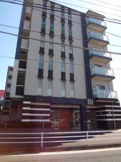 イクシア横浜いずみ中央の画像1枚目（外観、エントランス、前面の通り等）