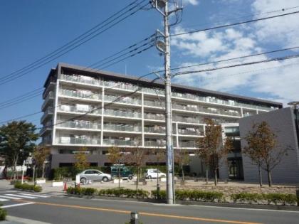 インプレスト横浜鶴ヶ峰の画像1枚目（外観、エントランス、前面の通り等）