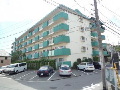 メゾン緑ヶ丘の画像1枚目（外観、エントランス、前面の通り等）