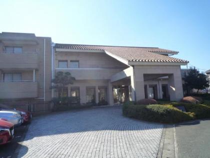 ベルヴィル瀬谷の画像1枚目（外観、エントランス、前面の通り等）