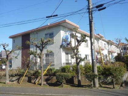 タウンハウス瀬谷の画像1枚目（外観、エントランス、前面の通り等）