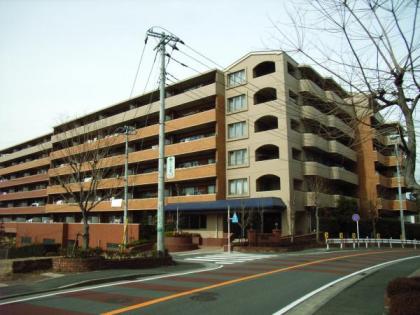 みやこガーデンリリフローラ館の画像1枚目（外観、エントランス、前面の通り等）