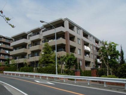 みやこガーデンメープル館の画像1枚目（外観、エントランス、前面の通り等）