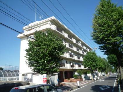 サニーハイツ新桜ヶ丘の画像1枚目（外観、エントランス、前面の通り等）