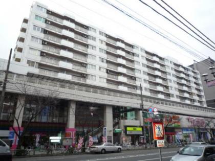 ちぇるる野毛の画像1枚目（外観、エントランス、前面の通り等）