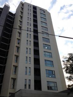 プラウド府中白糸台の画像1枚目（外観、エントランス、前面の通り等）