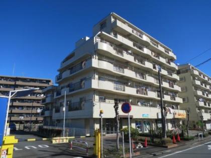 グリーンコーポ希望ヶ丘第５Ａ棟の画像1枚目（外観、エントランス、前面の通り等）