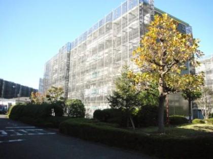 グリーンハイムいずみ野３２号棟の画像1枚目（外観、エントランス、前面の通り等）