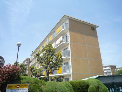 グリーンハイムいずみ野２５号棟の画像1枚目（外観、エントランス、前面の通り等）