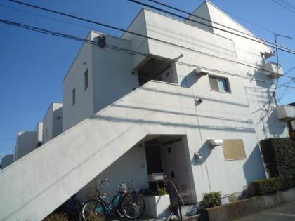 コーポ瀬谷８号棟の画像1枚目（外観、エントランス、前面の通り等）